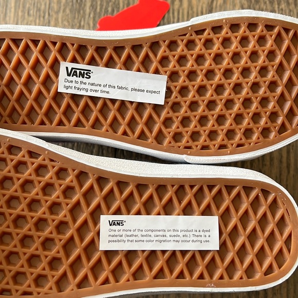 Vans Sk8-Hi Southwestern/Aztec print material. Blue, white & red. Women’s 6. NWT - Picture 10 of 14